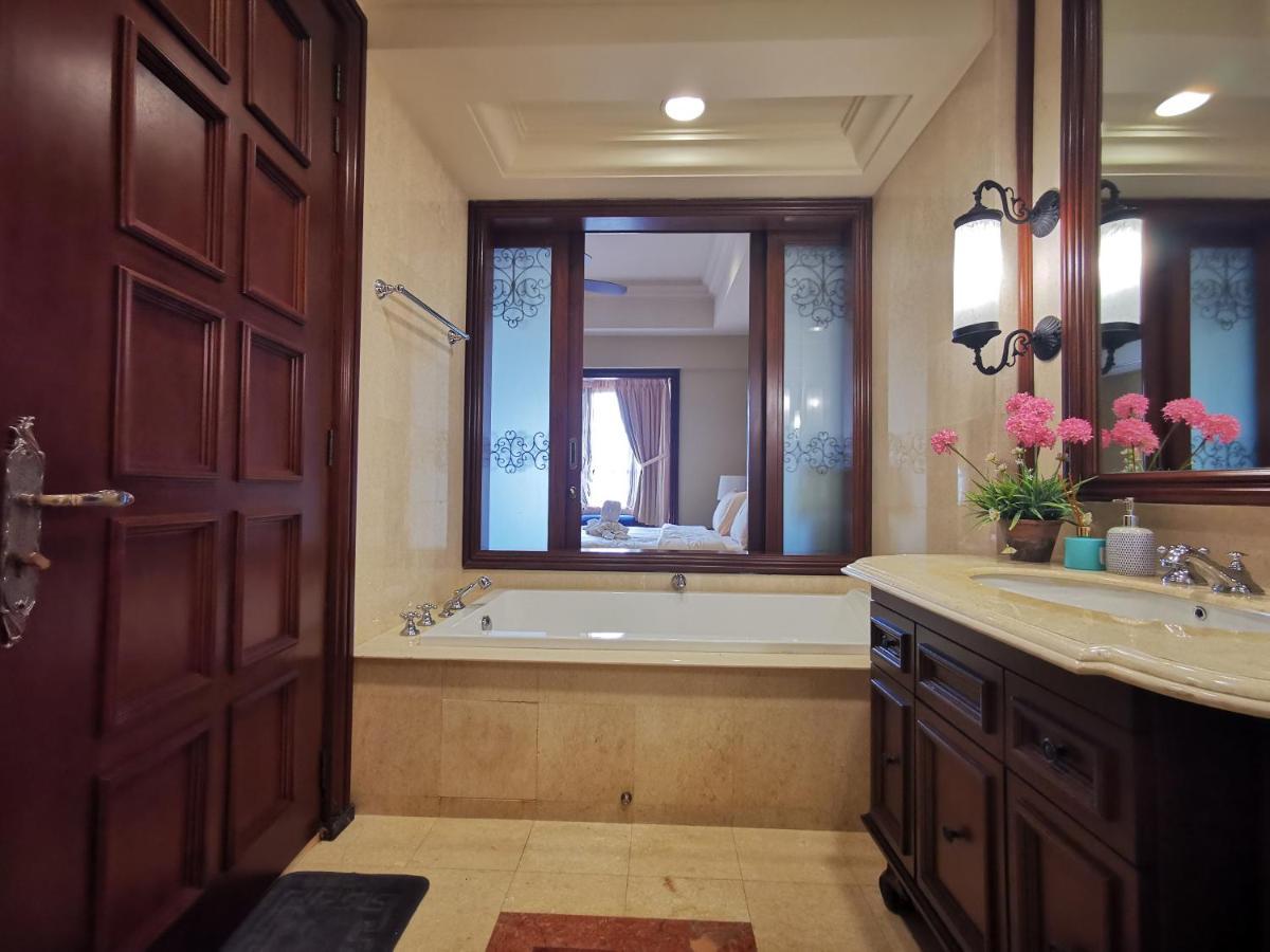 Casa Del Rio Residences Малакка Экстерьер фото