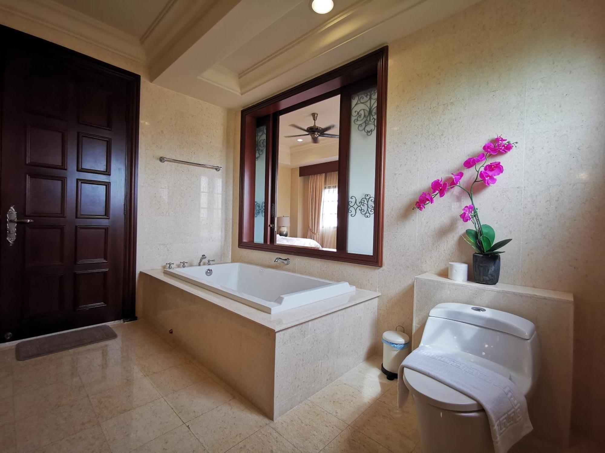 Casa Del Rio Residences Малакка Экстерьер фото